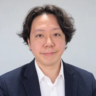 代表 深井 聖広